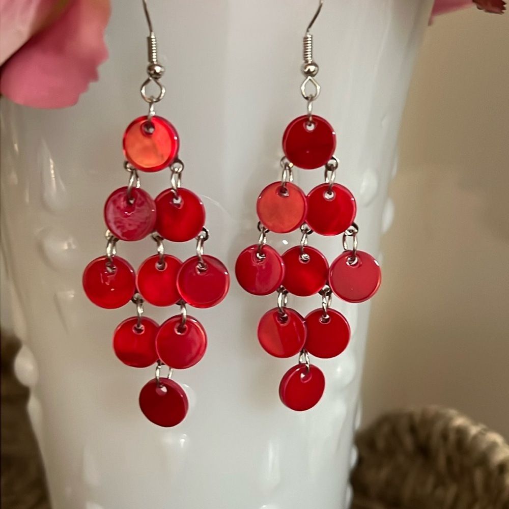 Red seashell chandelier earrings-NWT